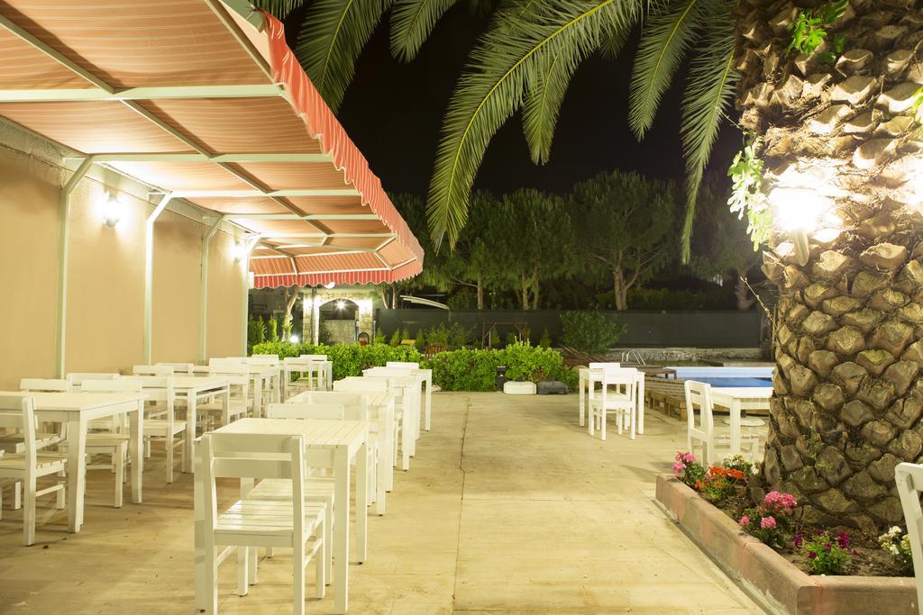 R+ Hotel By Rooms Çeşme Extérieur photo