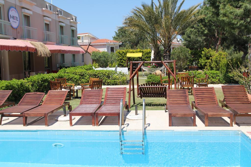 R+ Hotel By Rooms Çeşme Extérieur photo