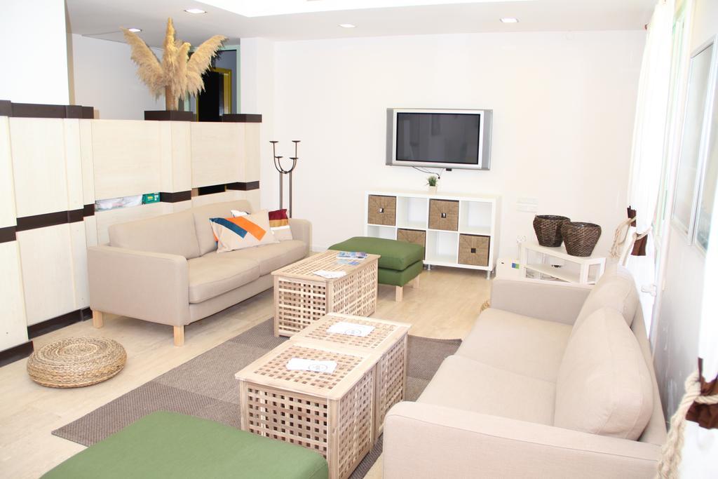 R+ Hotel By Rooms Çeşme Extérieur photo