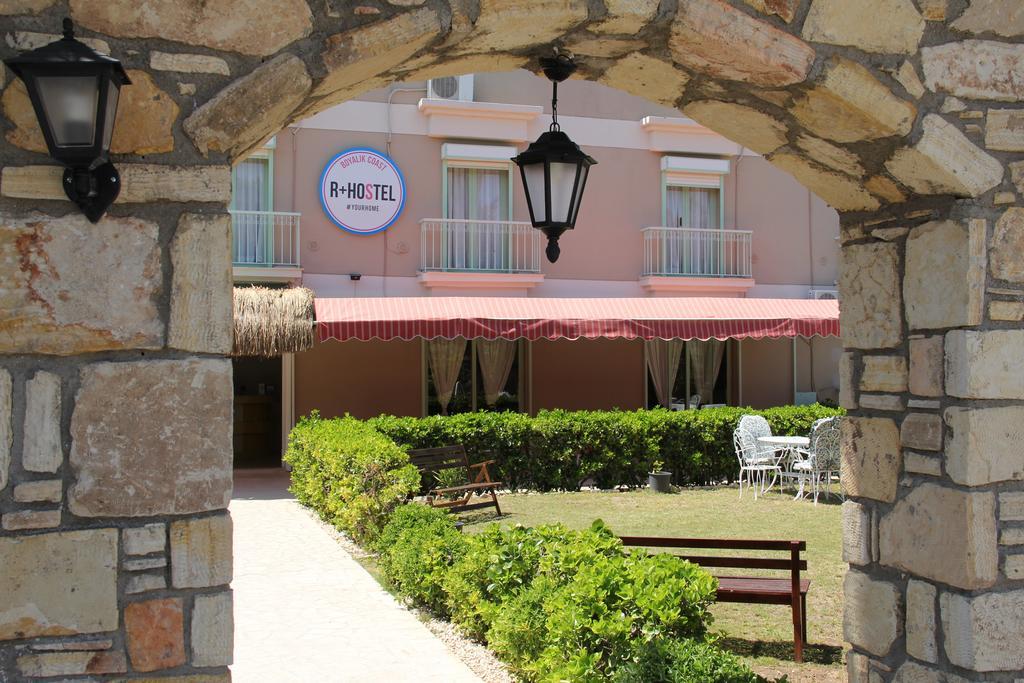R+ Hotel By Rooms Çeşme Extérieur photo