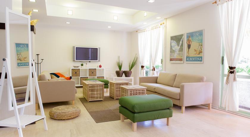 R+ Hotel By Rooms Çeşme Extérieur photo