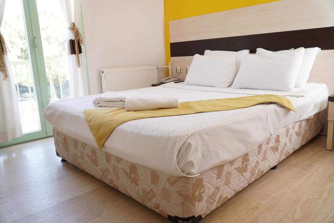 R+ Hotel By Rooms Çeşme Extérieur photo