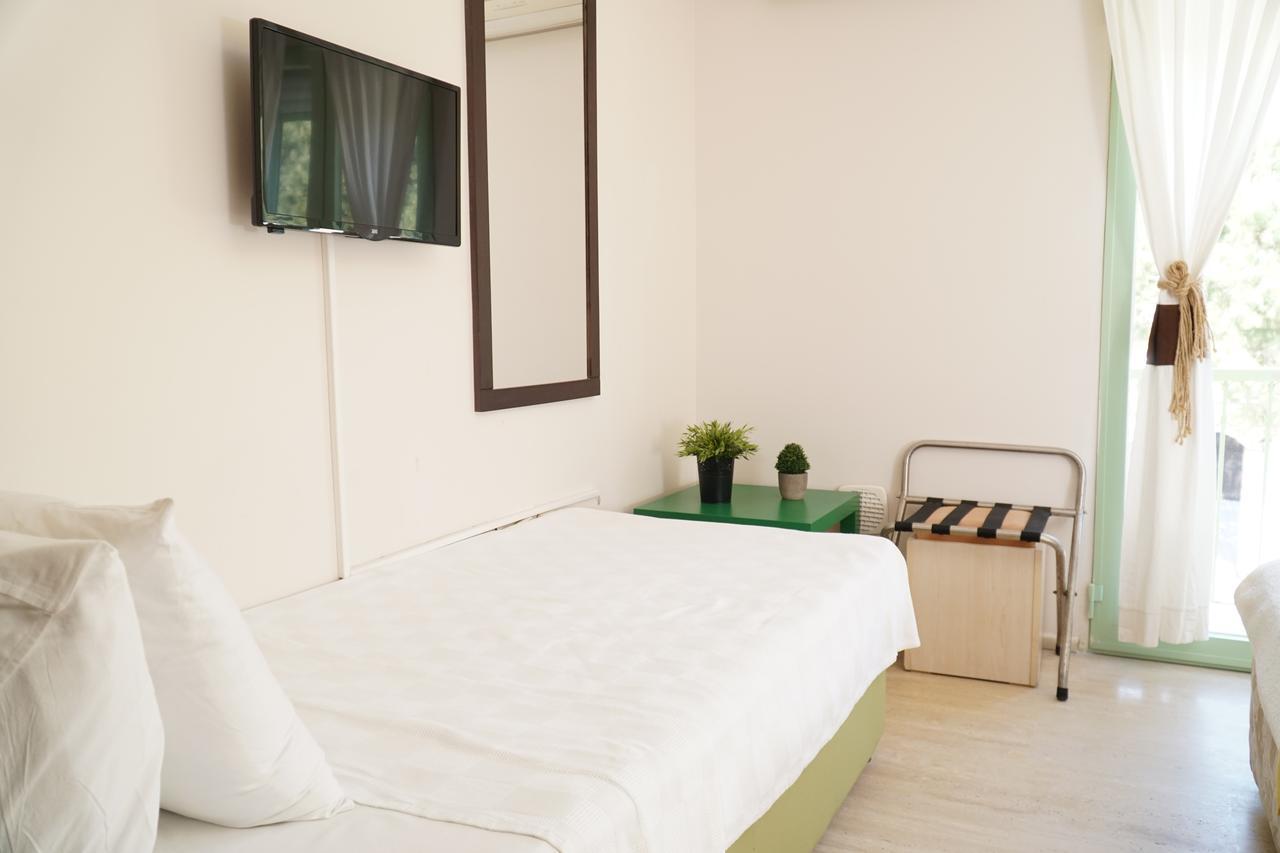 R+ Hotel By Rooms Çeşme Extérieur photo