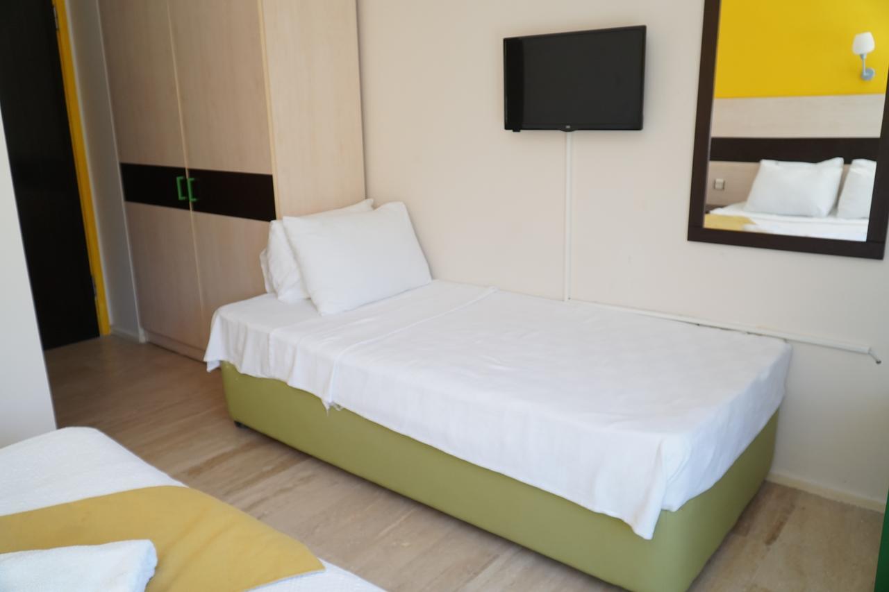 R+ Hotel By Rooms Çeşme Extérieur photo